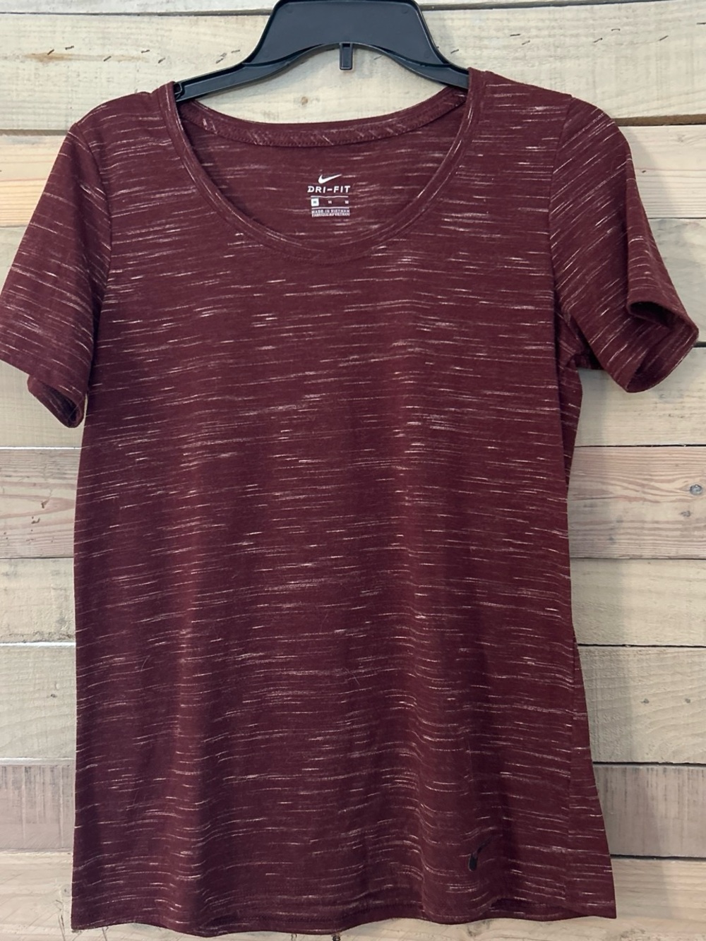 Nike Women's Maroon Heathered Short Sleeve Tee
